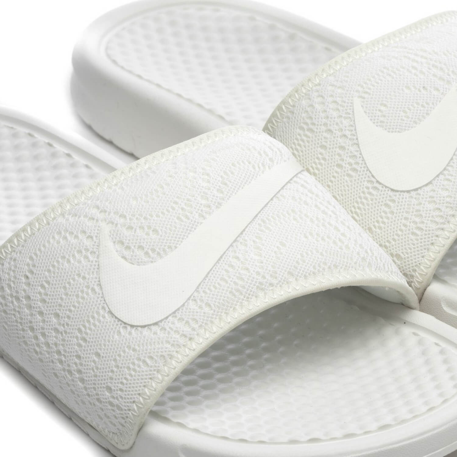 Šľapky NIKE Benassi Textile White - Šľapky a sandále - 4