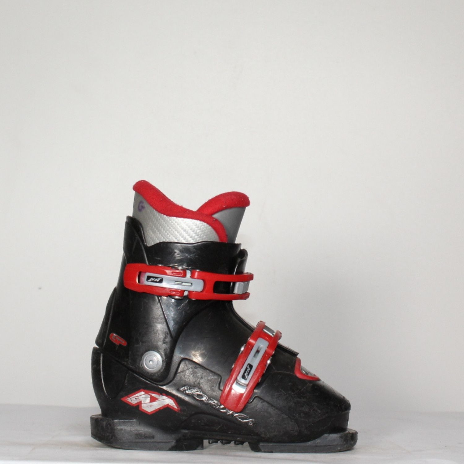 Jazdené bazárové lyžiarky NORDICA GP T2 Black/Red - Detské lyžiarky - 1
