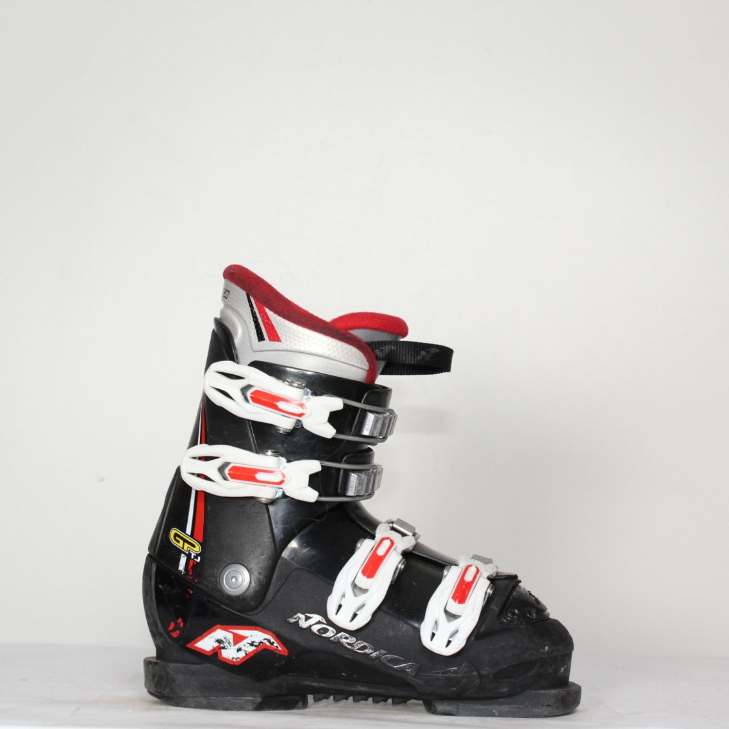 Jazdené bazárové lyžiarky NORDICA GP TJ Black/White/Red - Detské lyžiarky - 1