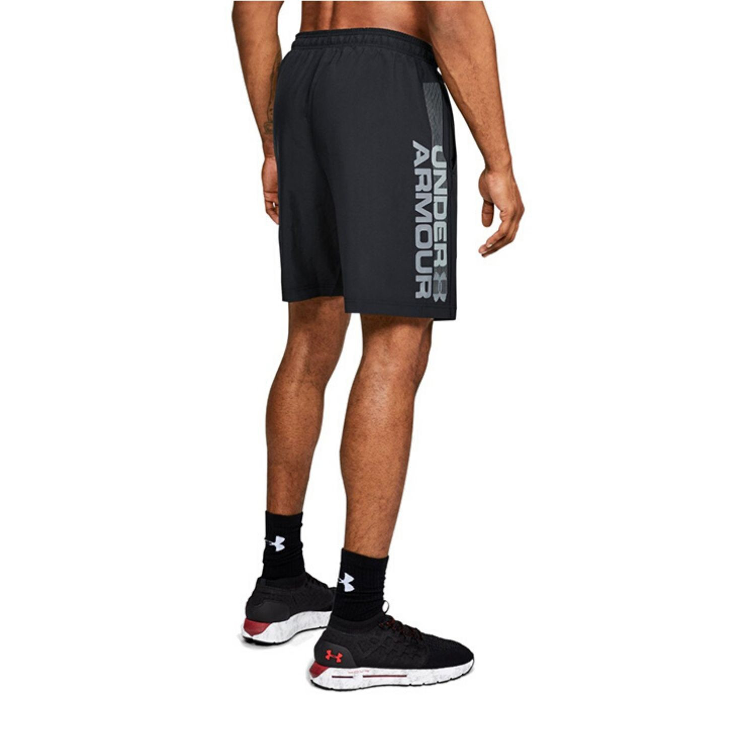 Pánske šortky UNDER ARMOUR Woven Graphic Wordmark Short Black - Kraťasy & Šortky - 2