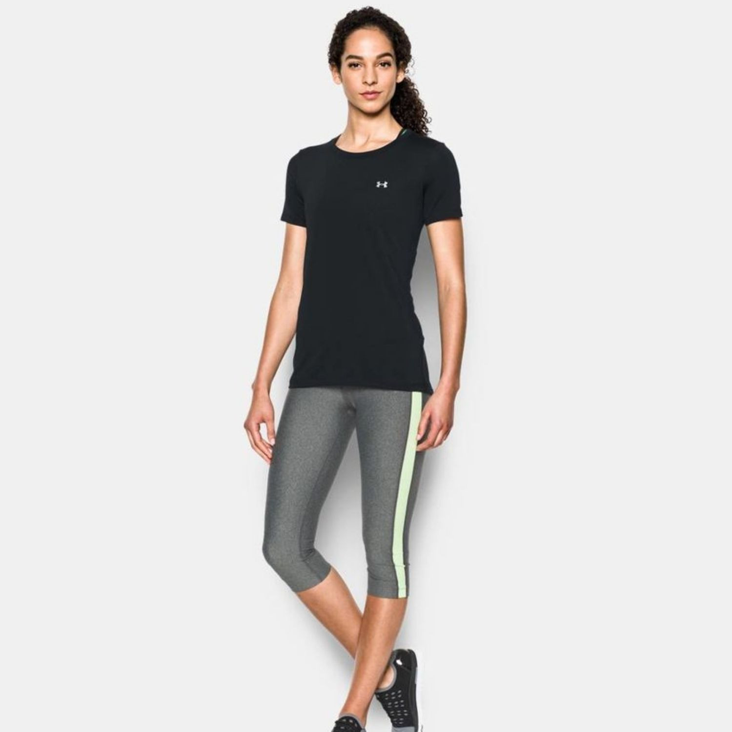 Tričko UNDER ARMOUR HeatGear Armour SS W čierne - Dámske oblečenie - 2