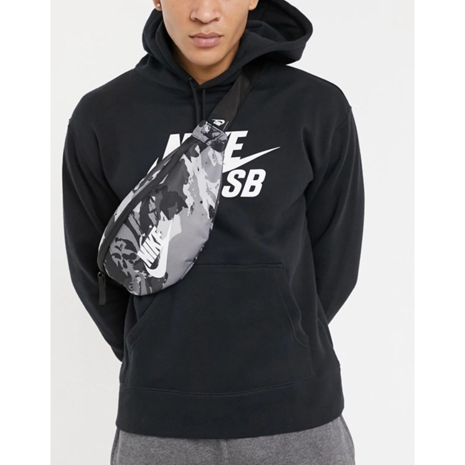 Ľadvinka NIKE Heritage Hip P Black/White - Ľadvinky & Peňaženky - 2