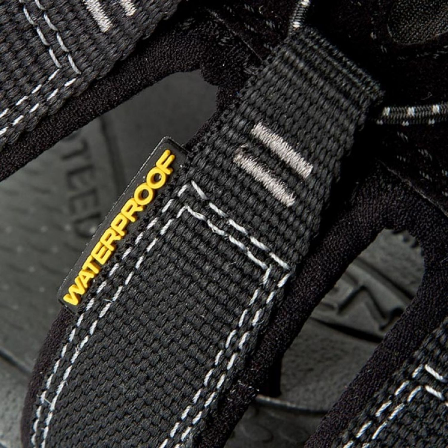 Sandále KEEN Clearwater CNX Black - Šľapky a sandále - 6