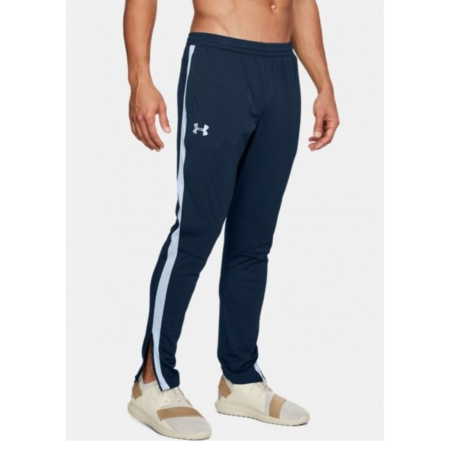 Tepláky UNDER ARMOUR Sportstyle Pique Track Pant modré - Tepláky - 1