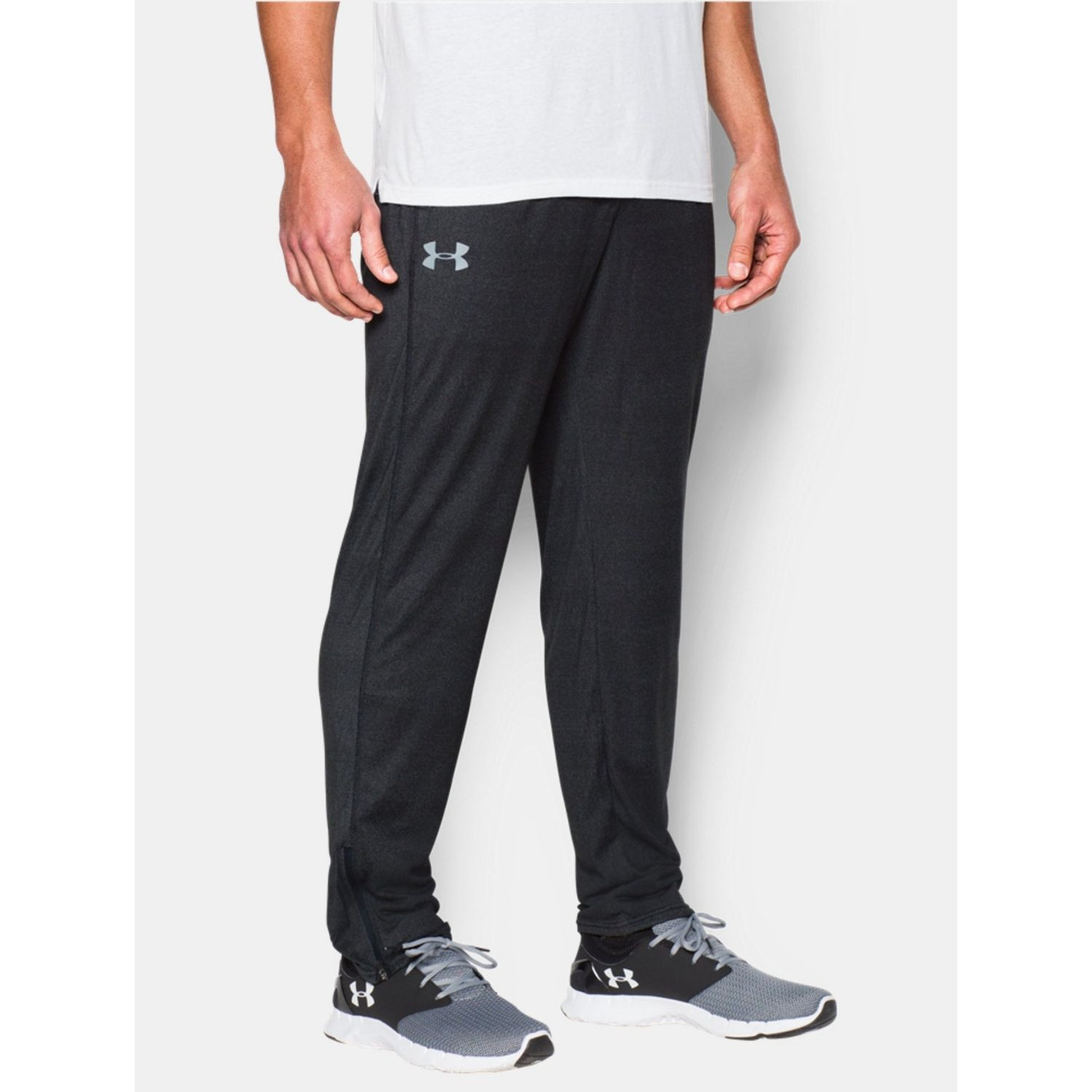 Tepláky UNDER ARMOUR Tech Pant Black - Tepláky - 1