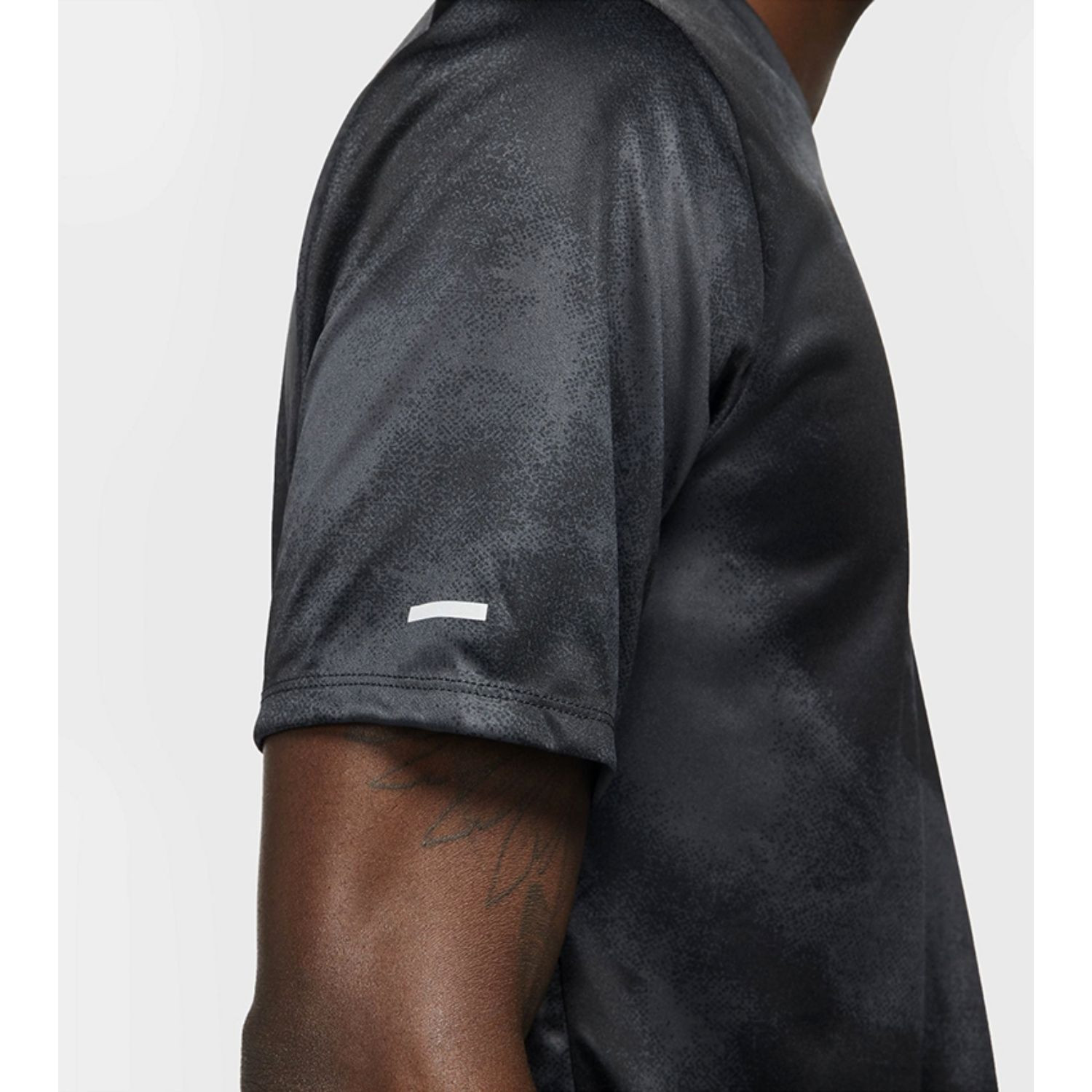 Tričko NIKE Dri-FIT Miler Wild Run Black - NIKE - 3