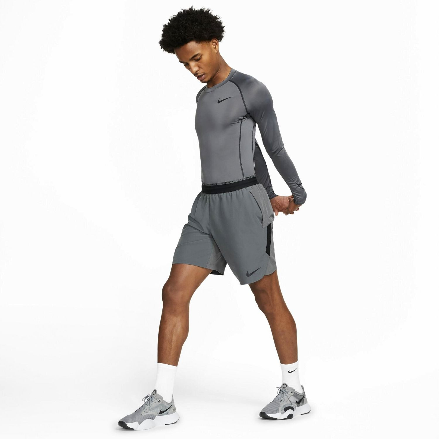 Kompresné tričko NIKE Pro Dri-FIT Men's Tight F Grey - NIKE - 1
