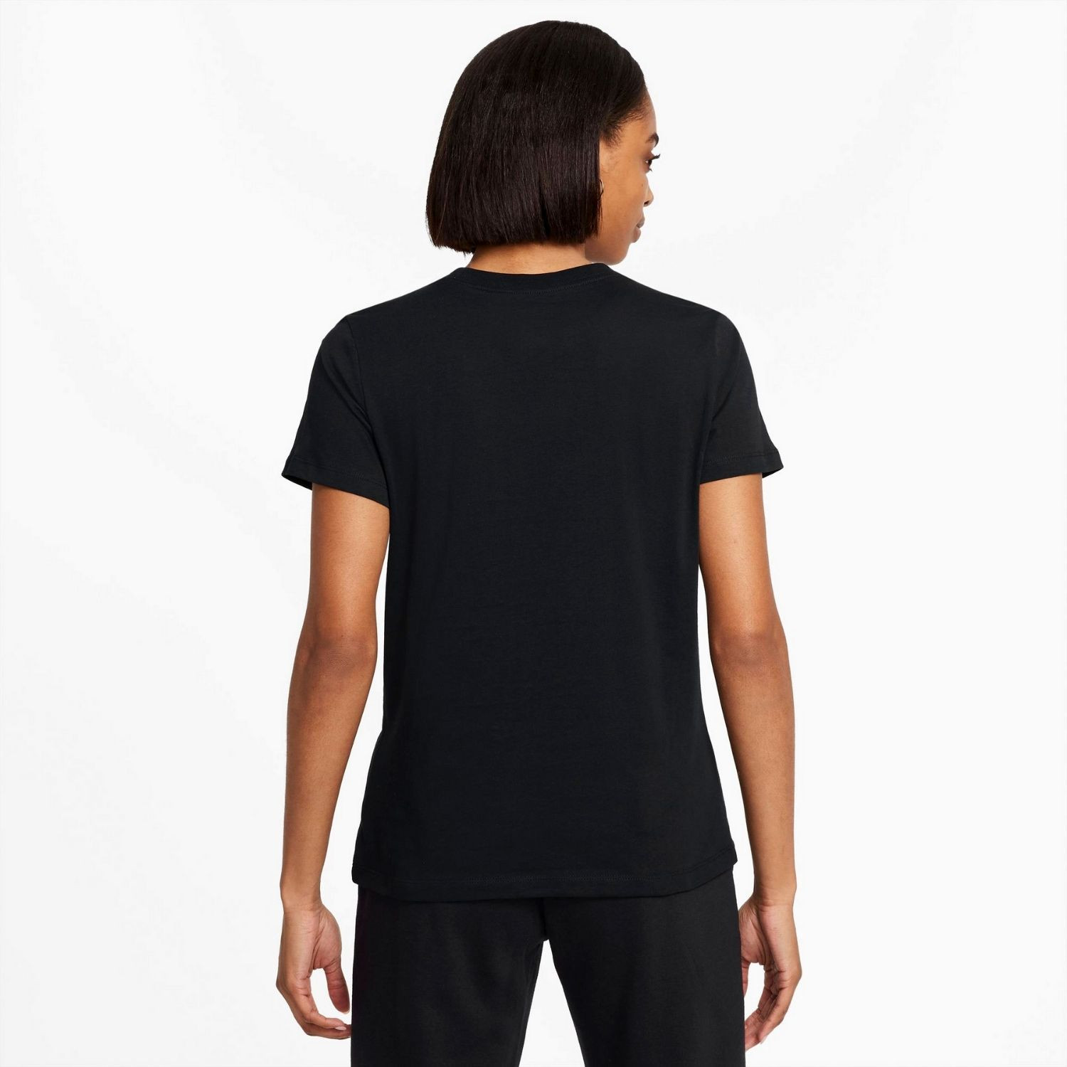 Tričko NIKE Sportswear Women's T-Shirt Black - Dámske oblečenie - 3