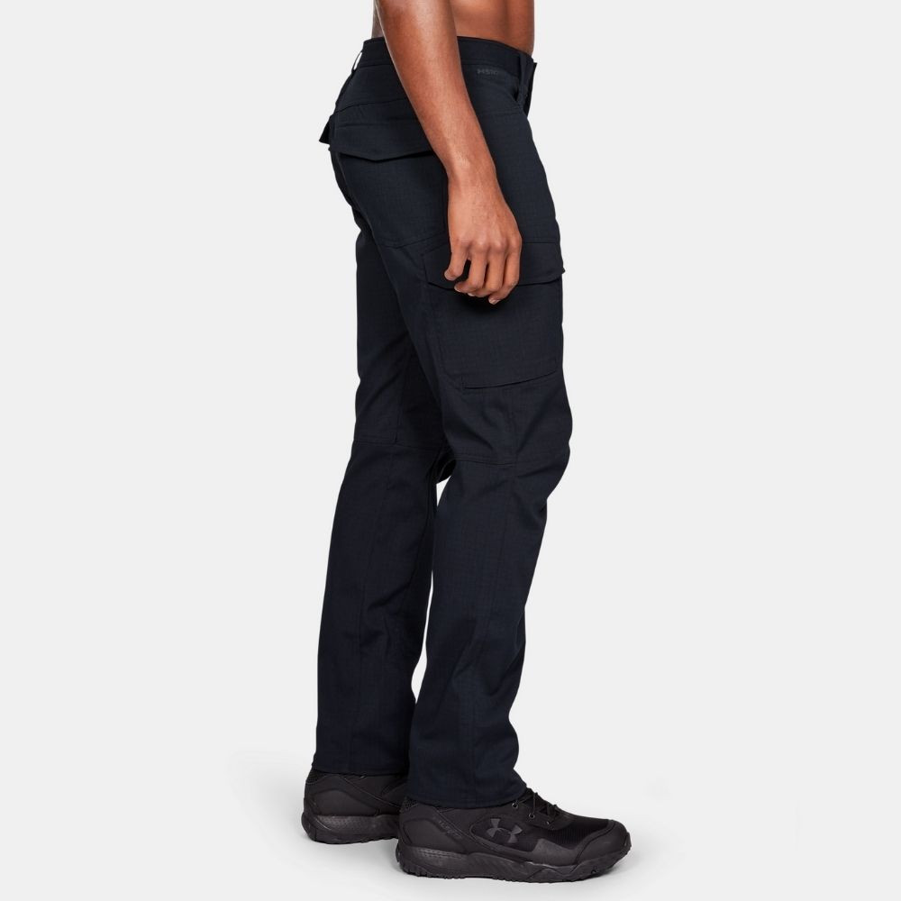 Nohavice UNDER ARMOUR Enduro Cargo Pant Black - Športové nohavice - 1