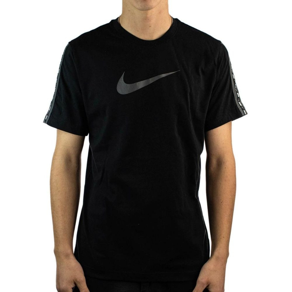 Tričko NIKE M NSW Repeat SS Tee Black - NIKE - 1