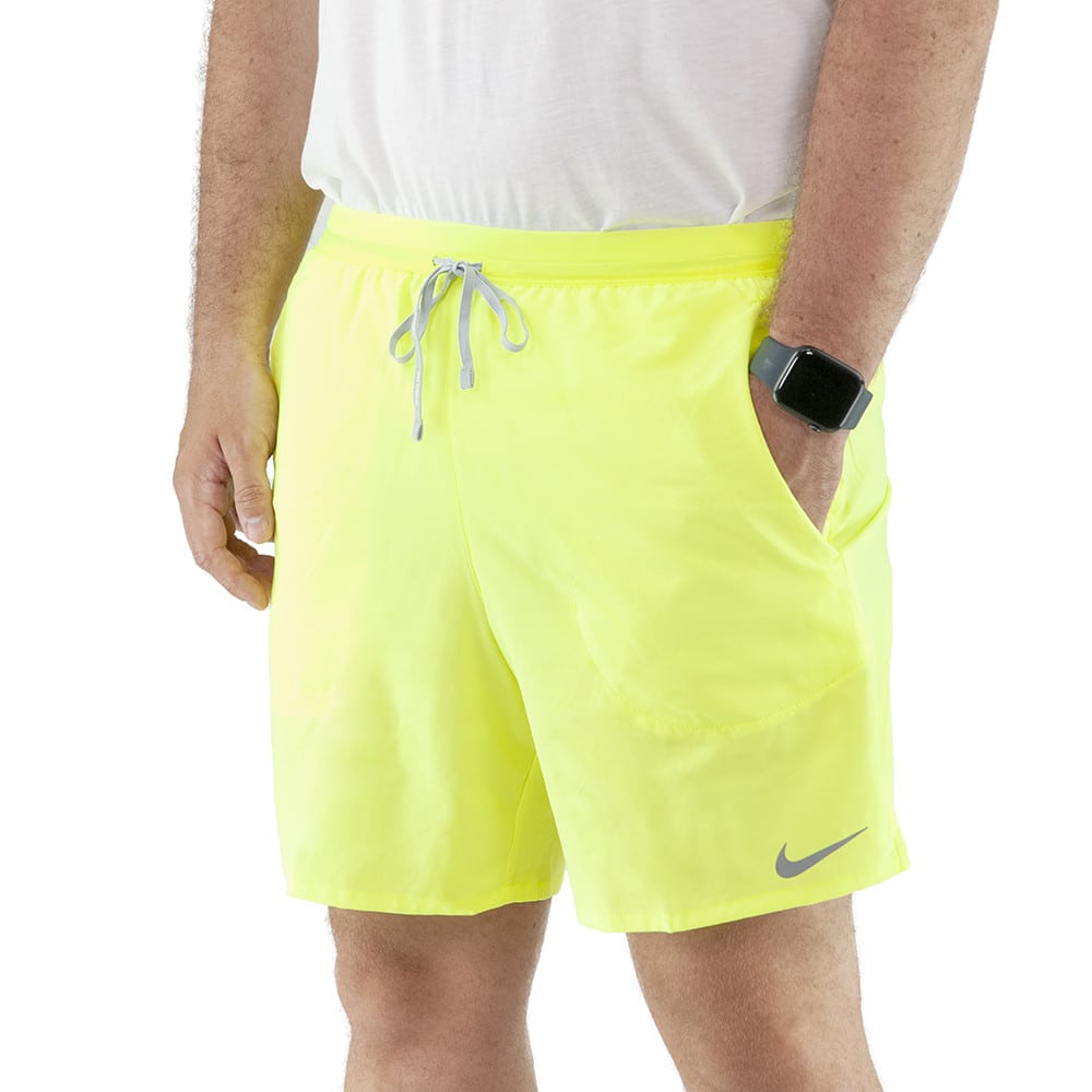 Šortky NIKE Flex Stride 7in Brief Yellow - Kraťasy & Šortky - 1