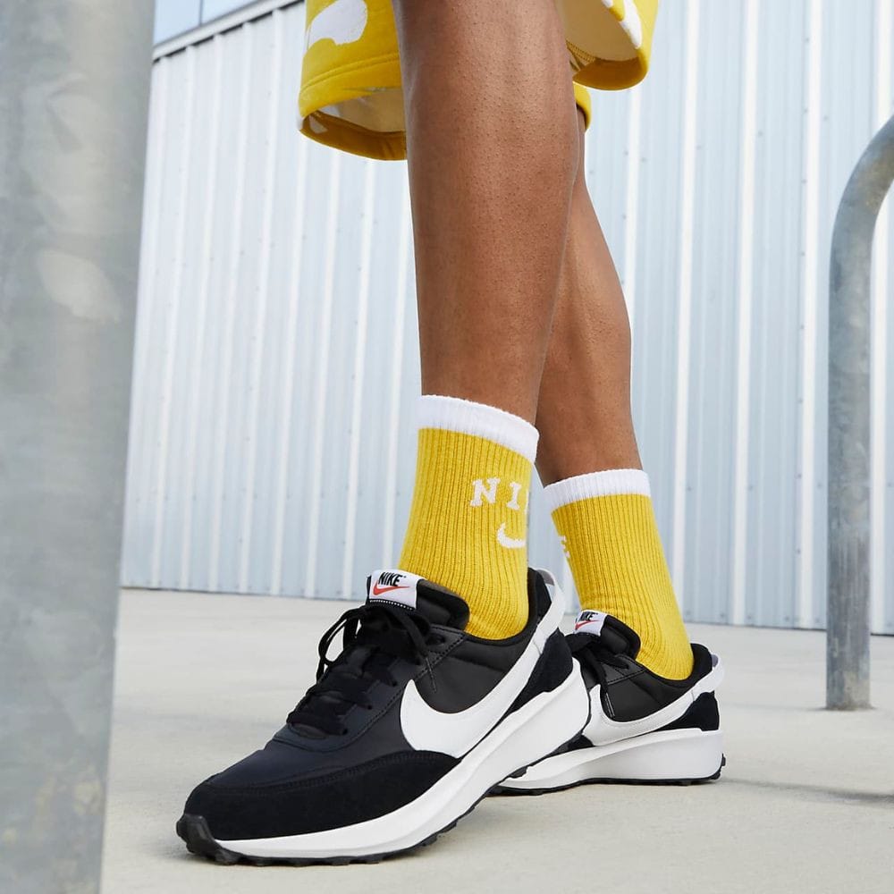 Topánky NIKE Waffle Debut Black/White - Športová obuv - 6
