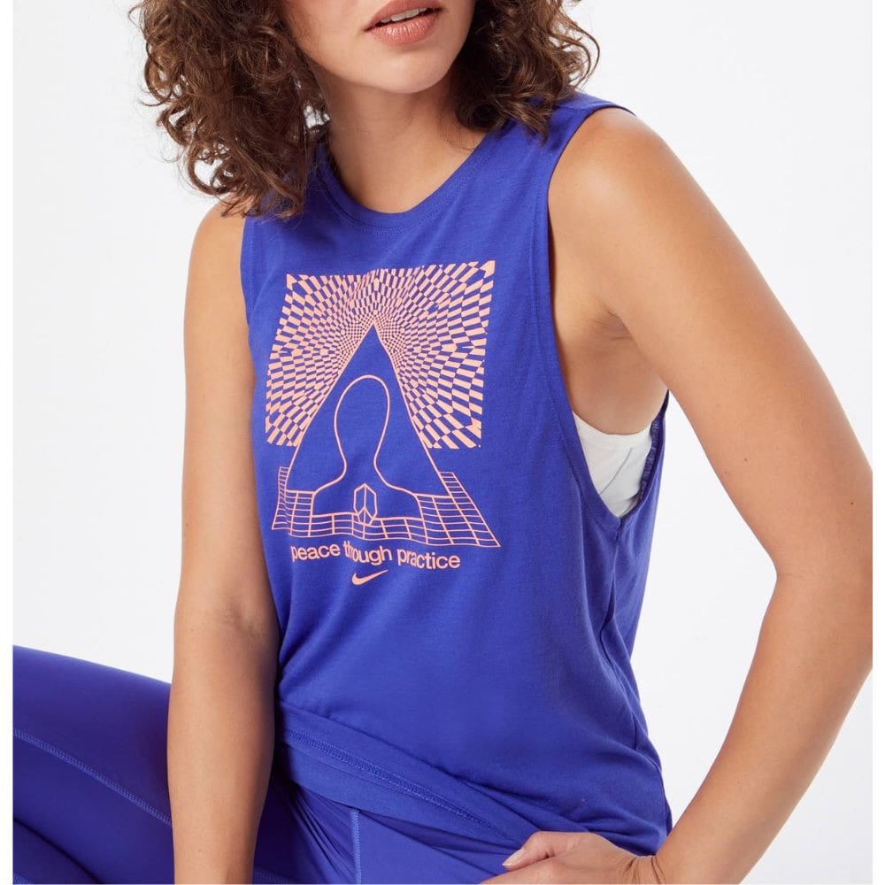 Tielko NIKE Yoga Women's Graphic Blue - Dámske oblečenie - 3