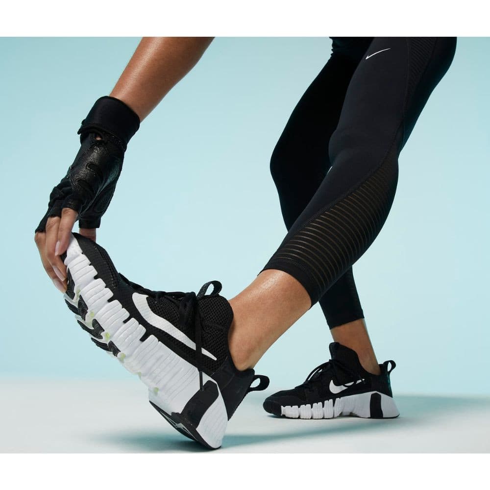 Legíny NIKE Pro Dri-FIT Women's High Black/White - Legíny - 4