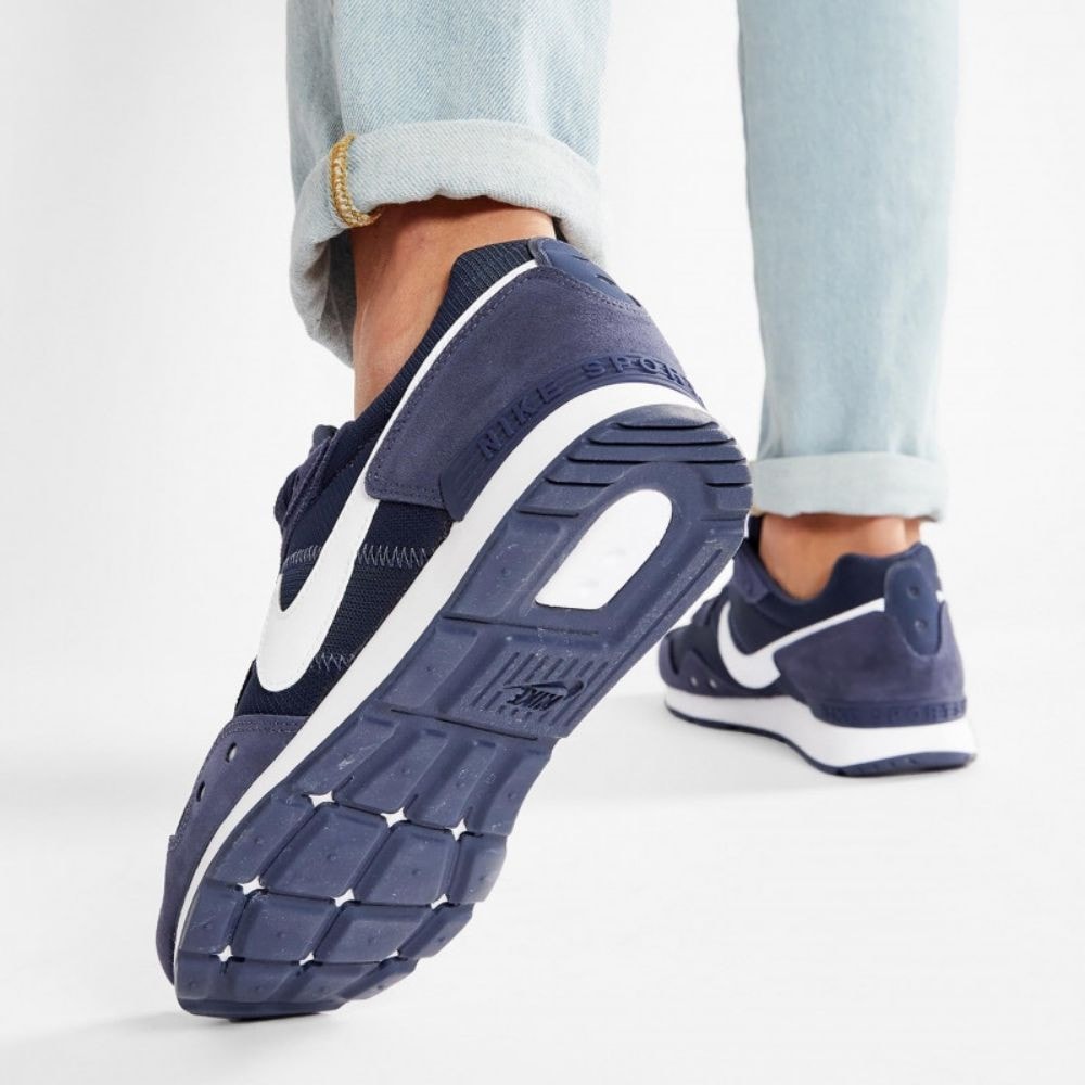 Tenisky NIKE Venture Runner Men's Midnight Navy/White - Športová obuv - 9