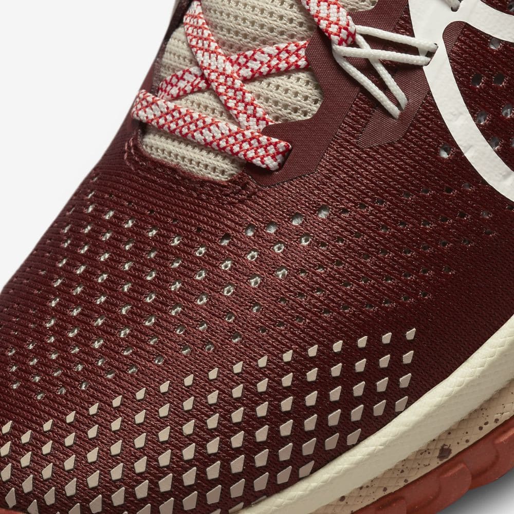 Tenisky NIKE React Pegasus Trail 4 Women Brown/Red - Športová obuv - 6
