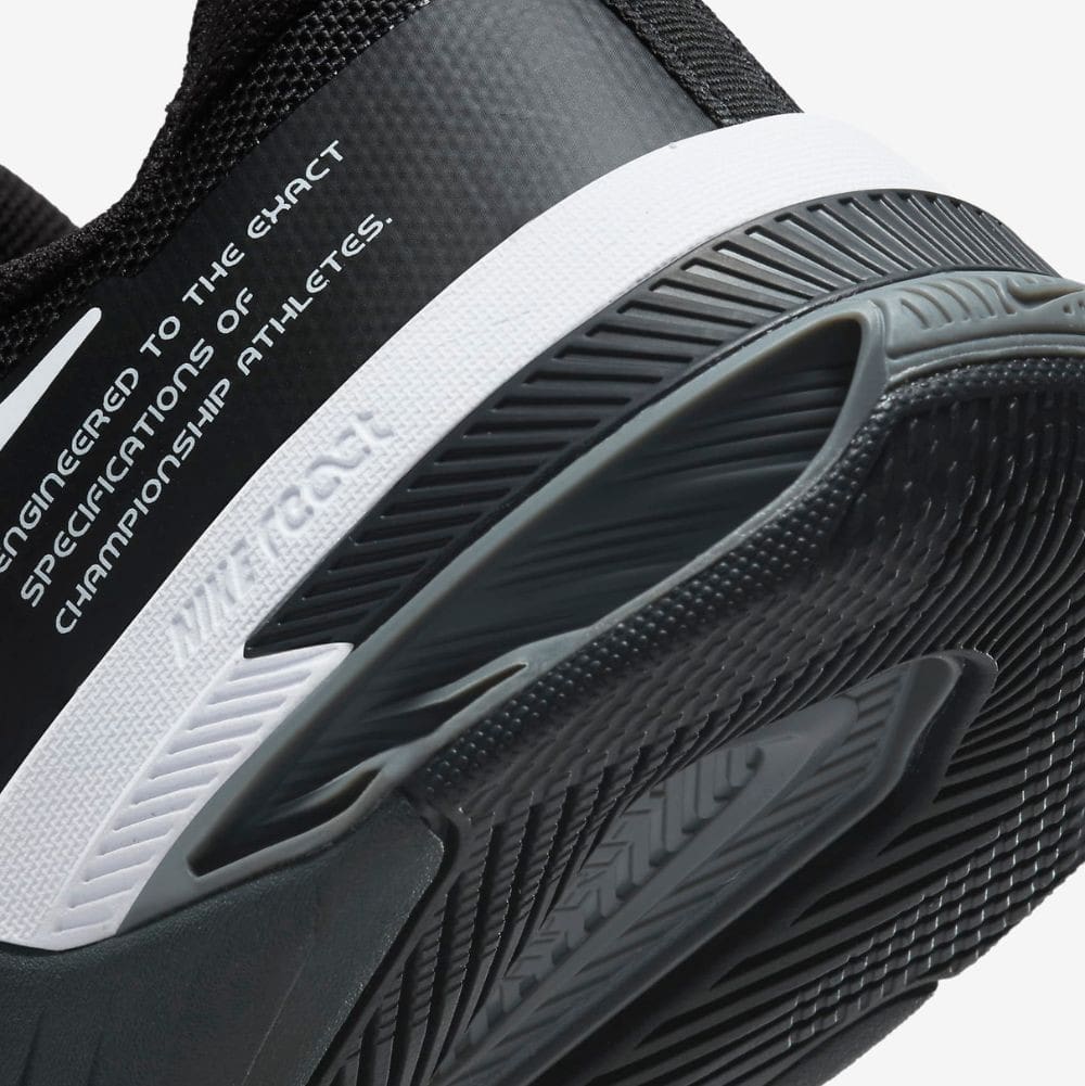 Tenisky NIKE Metcon 8 Black/White - Športová obuv - 7
