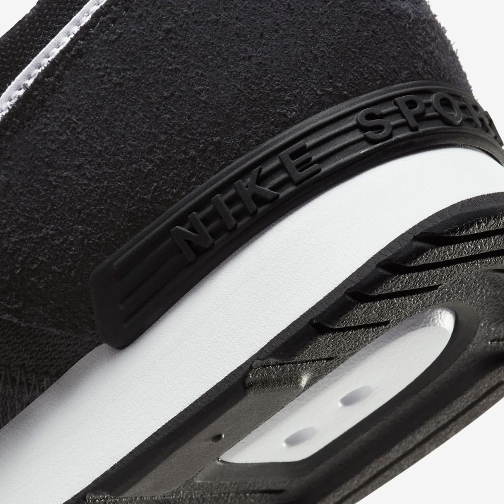 Tenisky NIKE Venture Runner Men's Black - Športová obuv - 5