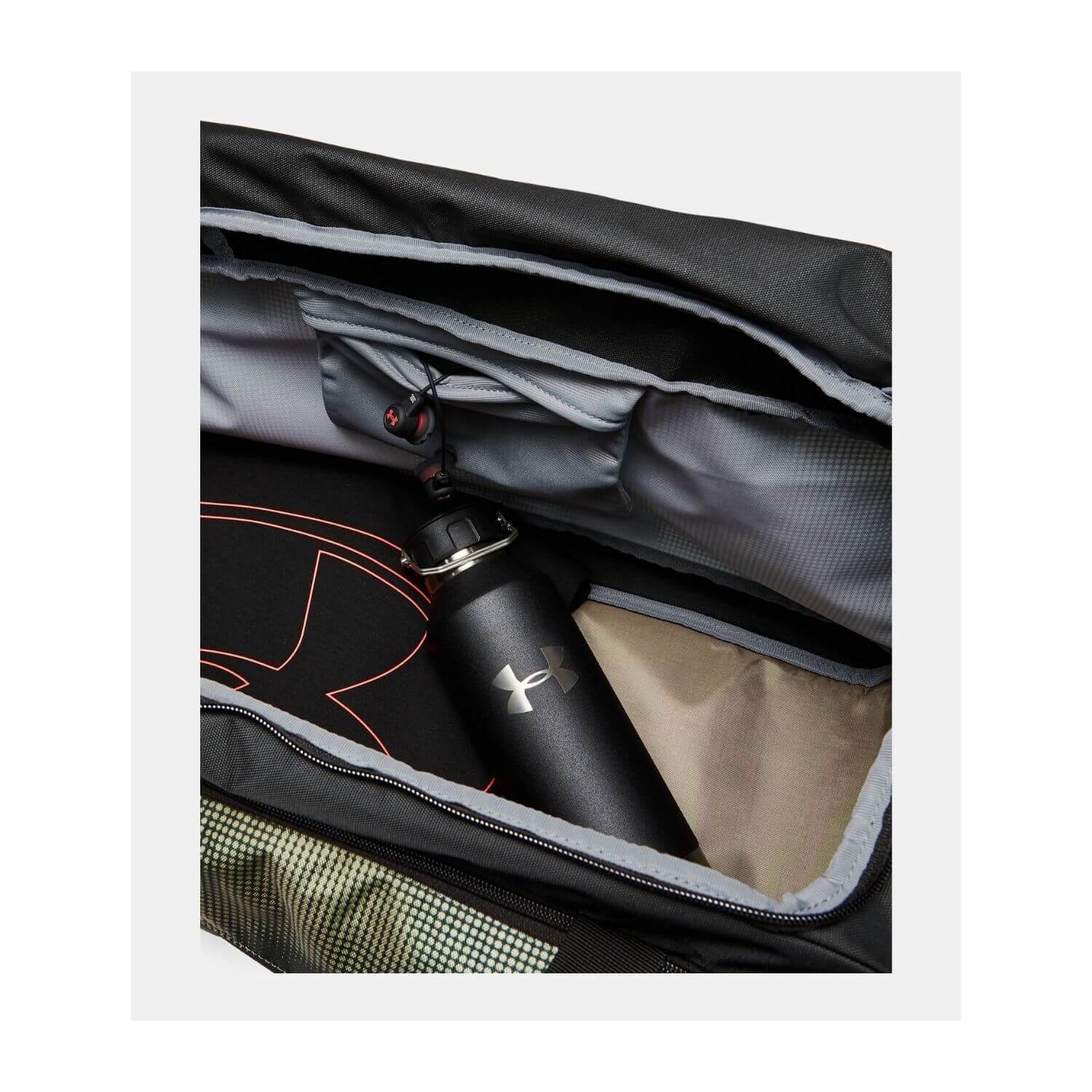 UNDER ARMOUR Undeniable Duffle 4.0 MD Range Khaki/Black/Green - Športové tašky - 4