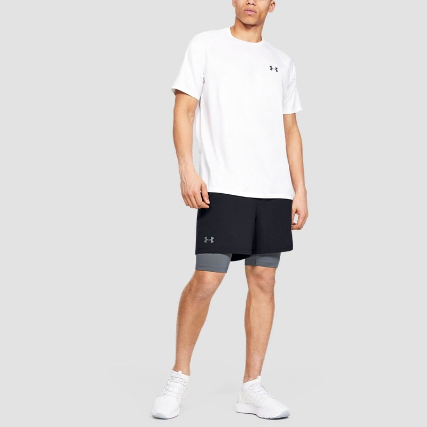 Kraťasy UNDER ARMOUR Qualifier 2 in 1 Black - Kraťasy & Šortky - 4