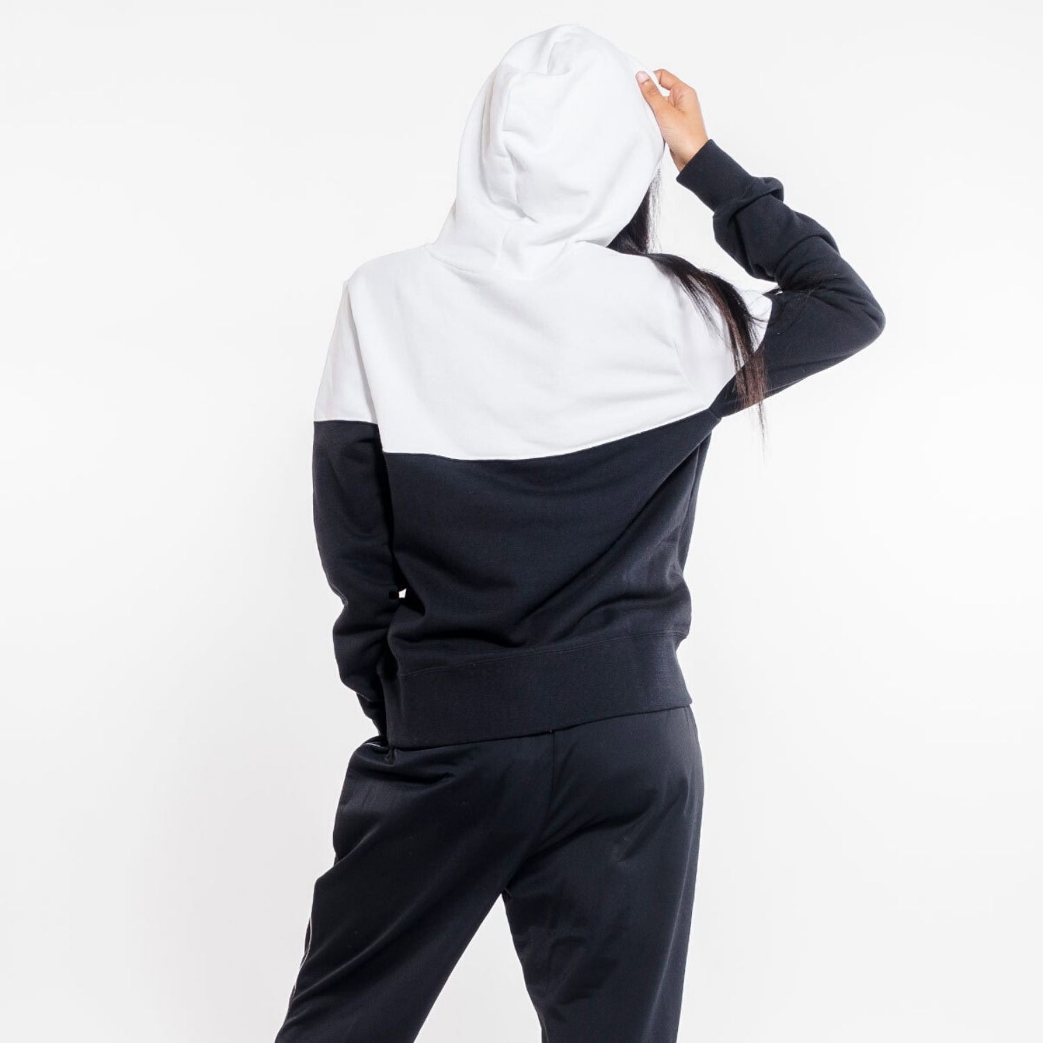 Mikina NIKE Sportswear Heritage Fleece Black/White - Mikiny s kapucňou - 2