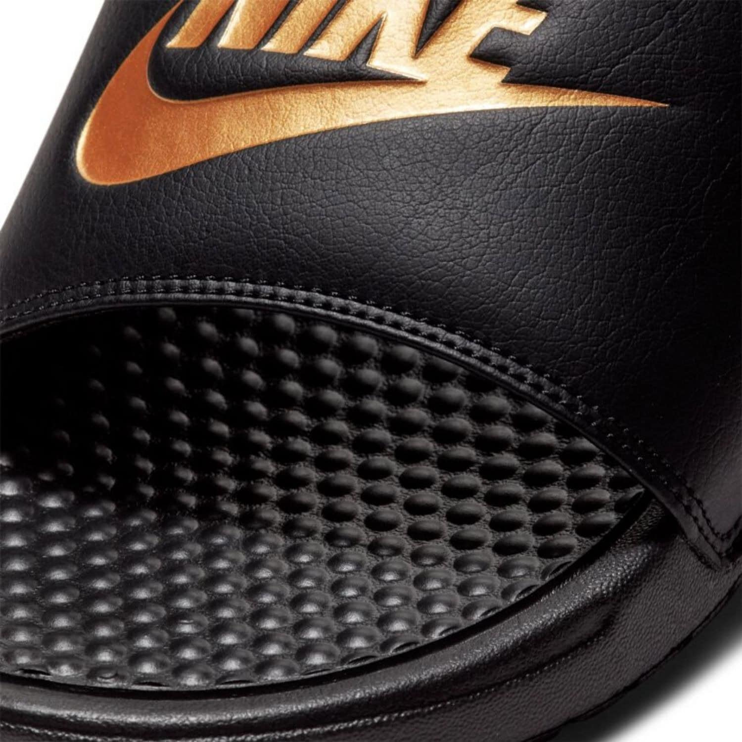 Šlapky NIKE Benassi JDI Black/Metallic Gold - Šľapky a sandále - 5