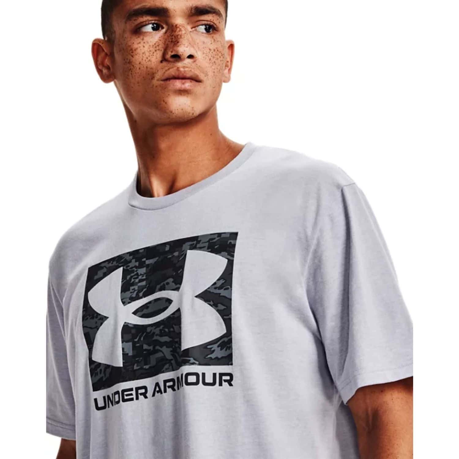 Tričko UNDER ARMOUR ABC Camo Boxed Logo SS Grey - OBLEČENIE - 2