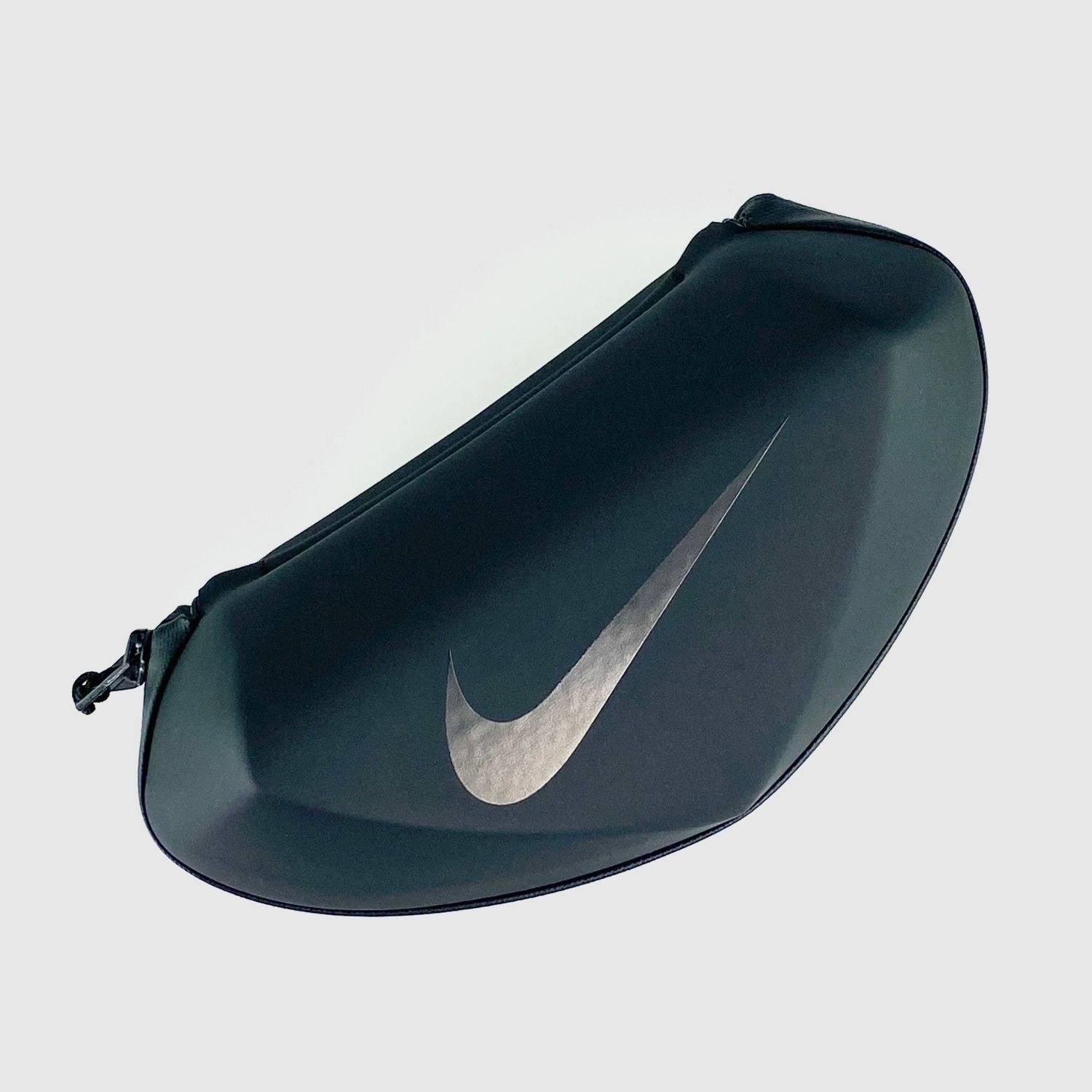 Puzdro na okuliare NIKE Black - Slnečné okuliare - 1