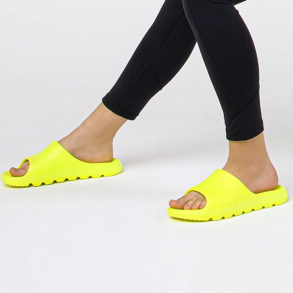 Šľapky COQUI Lou Dk Yellow Neon - Šľapky a sandále - 4