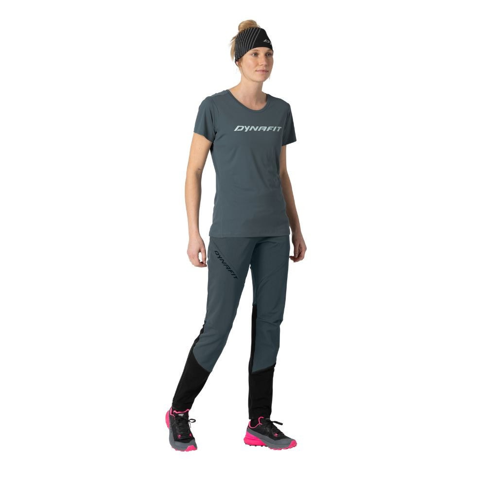 Tričko DYNAFIT Traverse 2 W S/S TEE Cinder - Dámske oblečenie - 2