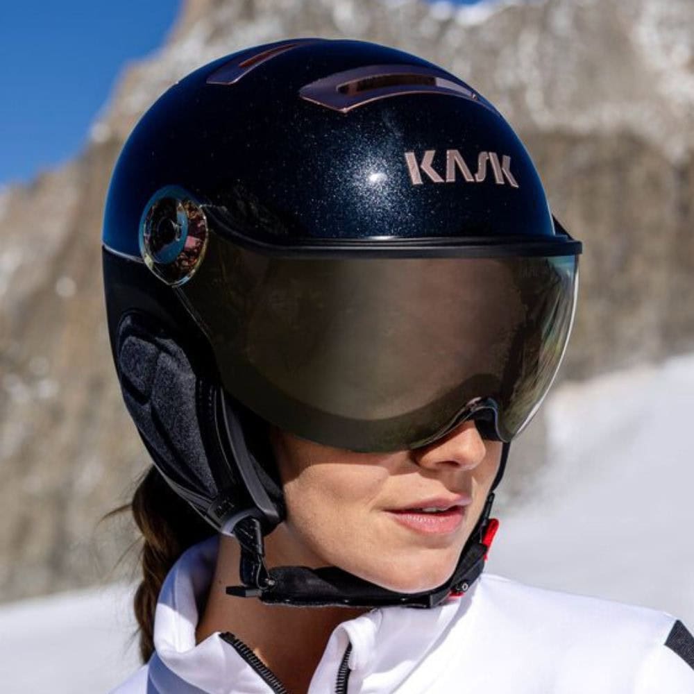 Prémiová lyžiarska prilba KASK Chrome Photo Visor Black s fotochromatickým štítom - Prilby s priezorom - 2